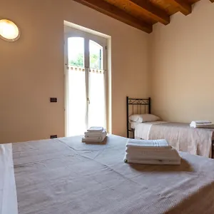 Corte Salandini , Ponti sul Mincio Italia